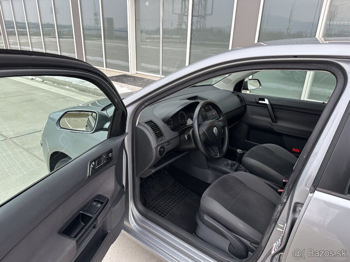 Volkswagen Polo 1.2 benzín 2009 - 9