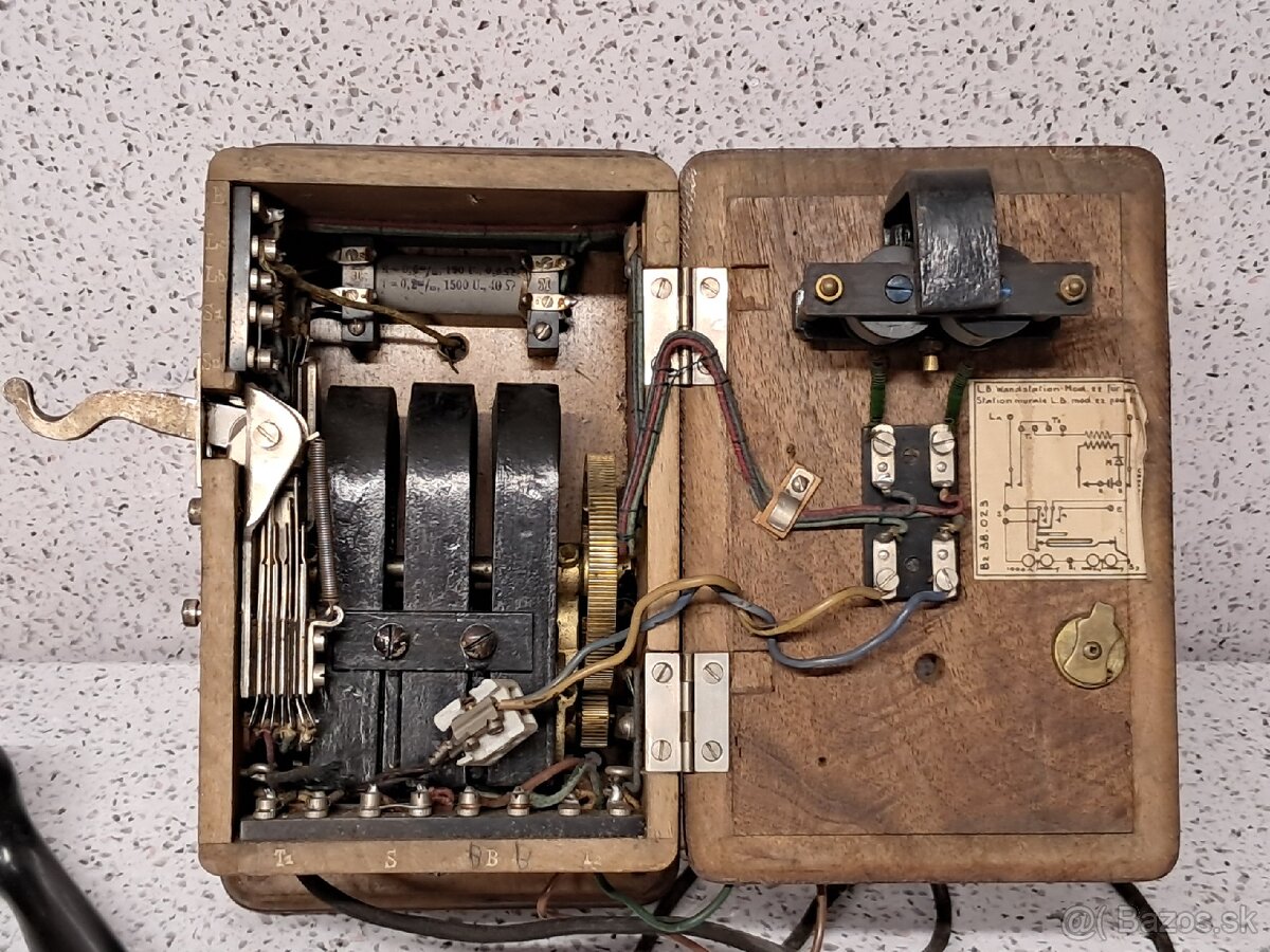 Starožitný telefón - model 22 - 9