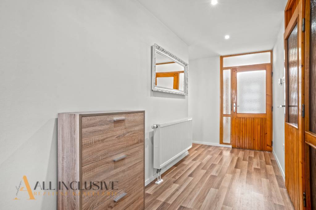 ALL INCLUSIVE | NA PREDAJ 5-IZBOVÝ RODINNÝ DOM, OHRADY - 9