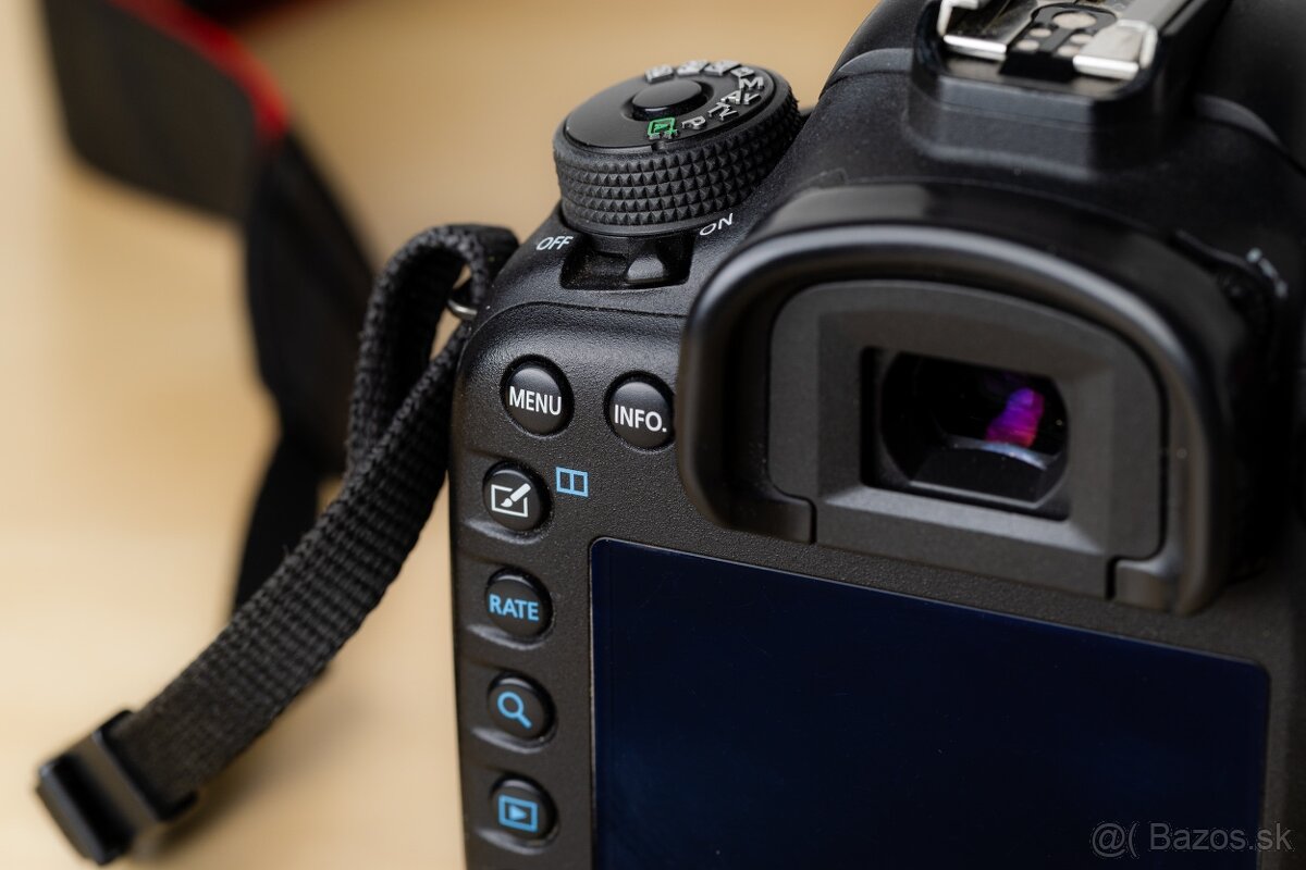 Canon EOS 7D Mark II + Grip - 9