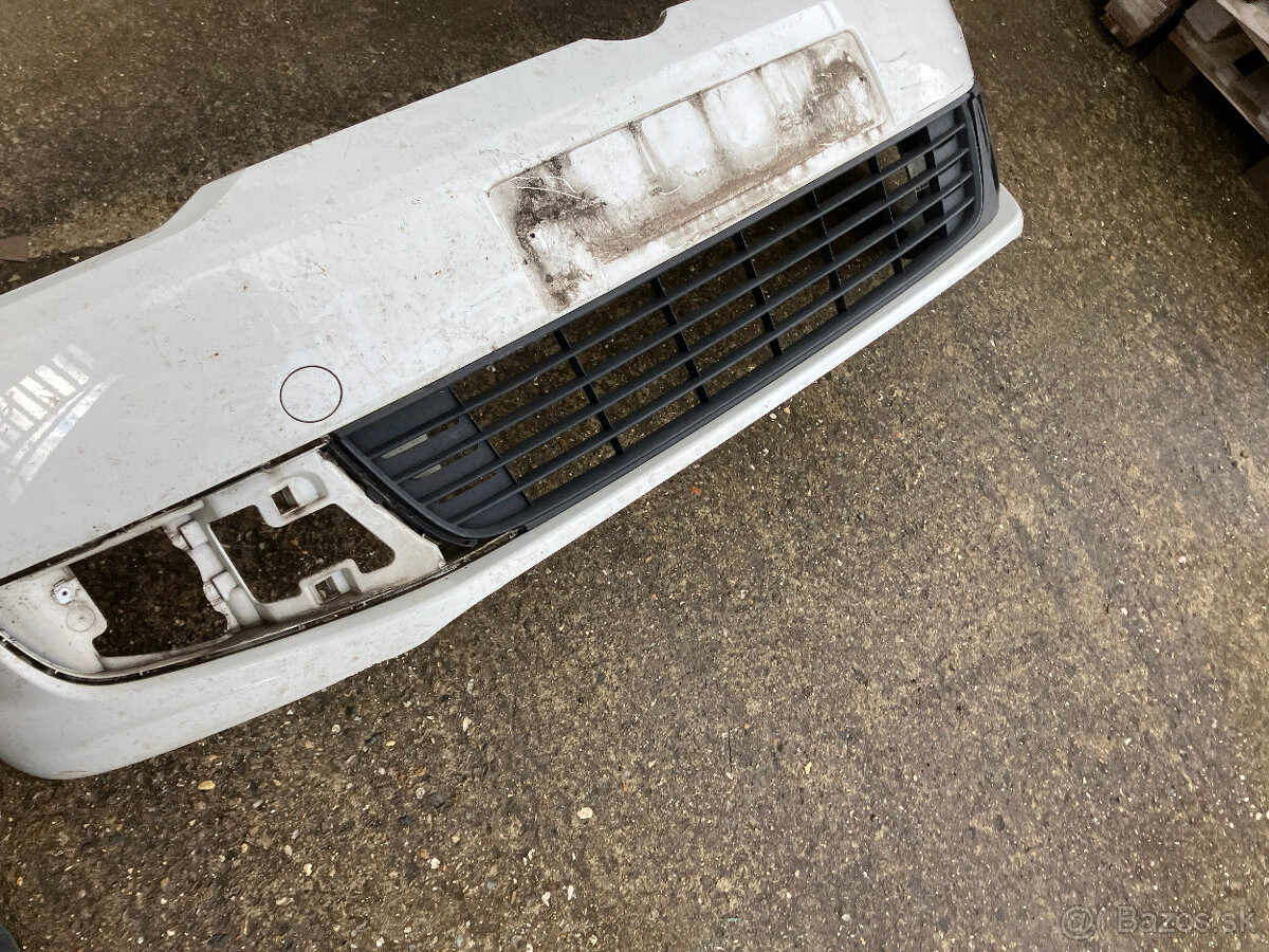 predni naraznik vw touran caddy 10-14 bily - 9