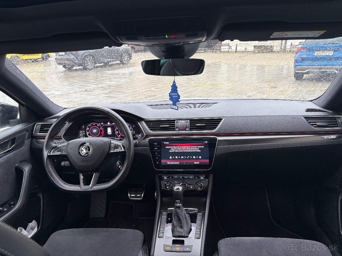 Škoda Superb Sportline - 9