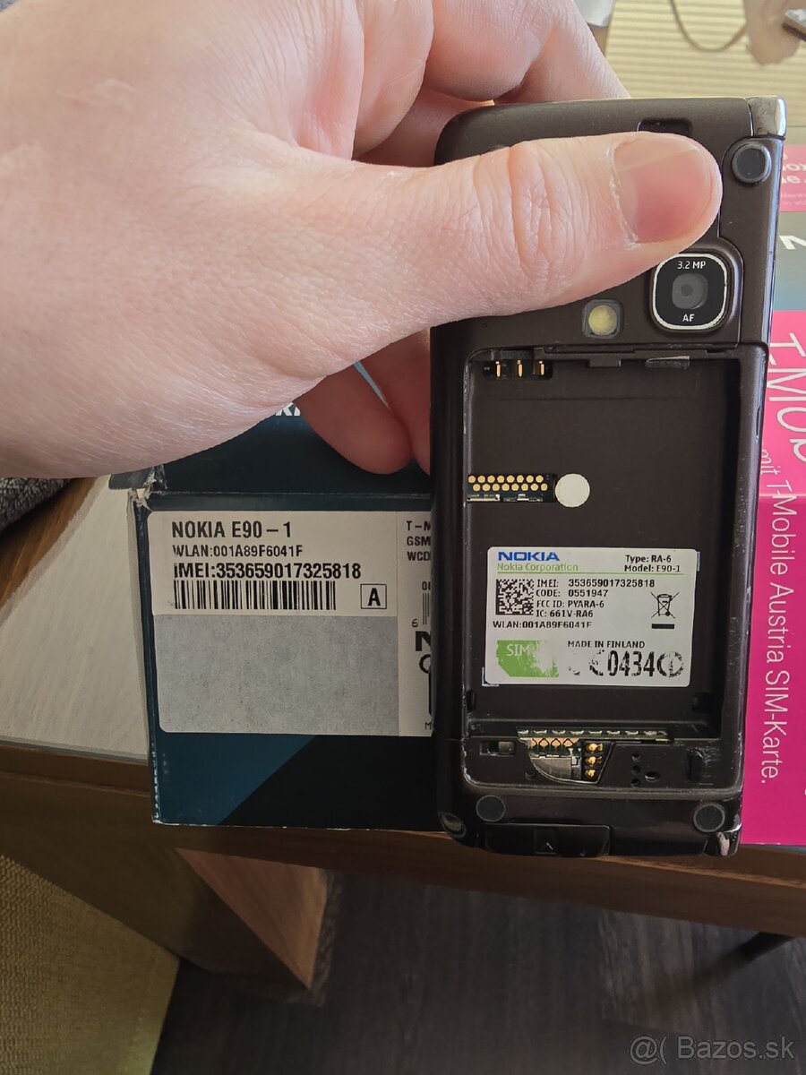 Nokia E90 Communicator - 9