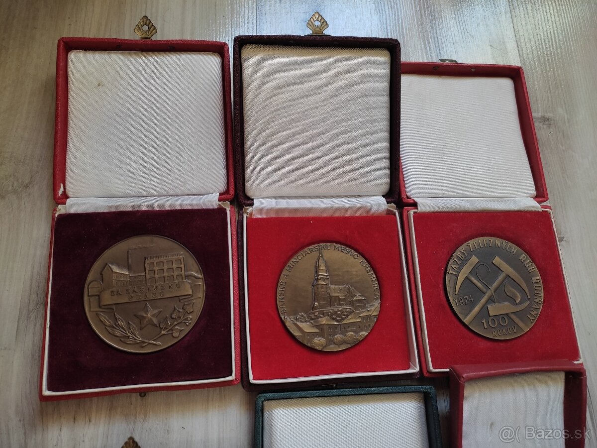 15 ks banícke odznaky vyznamenania medaile - 9