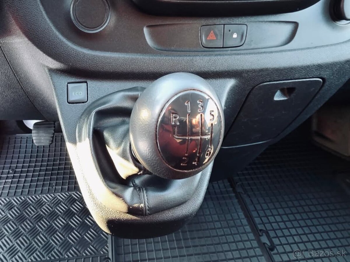 Renault Trafic Minibus 8- MIESTNE - 9