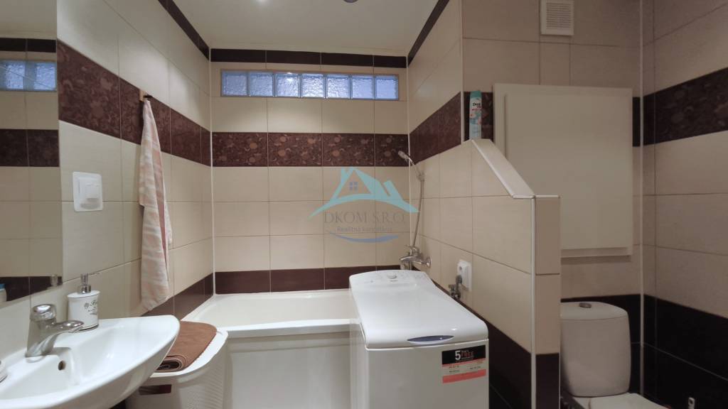 Na predaj 3 izbový byt na ul. Písecká vo Veľkom Krtíši. - 9