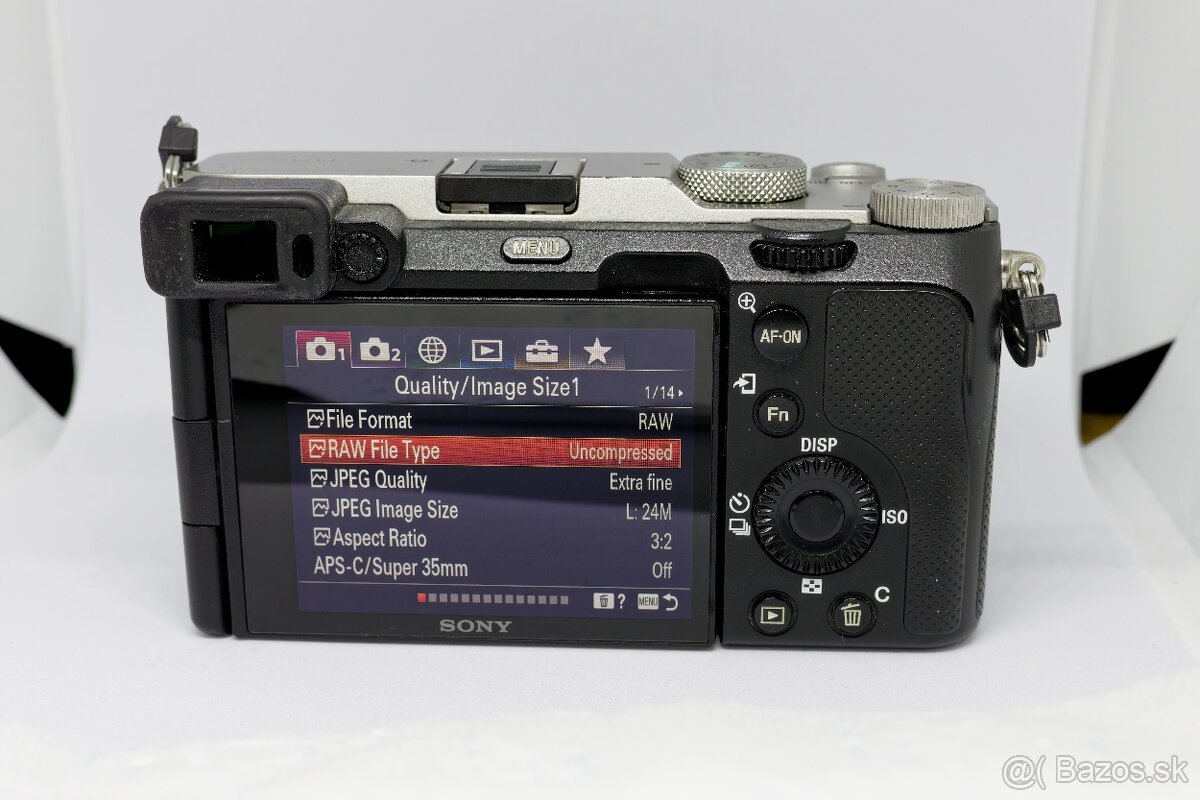 Mirrorless fotoaparát Sony A7C - 9