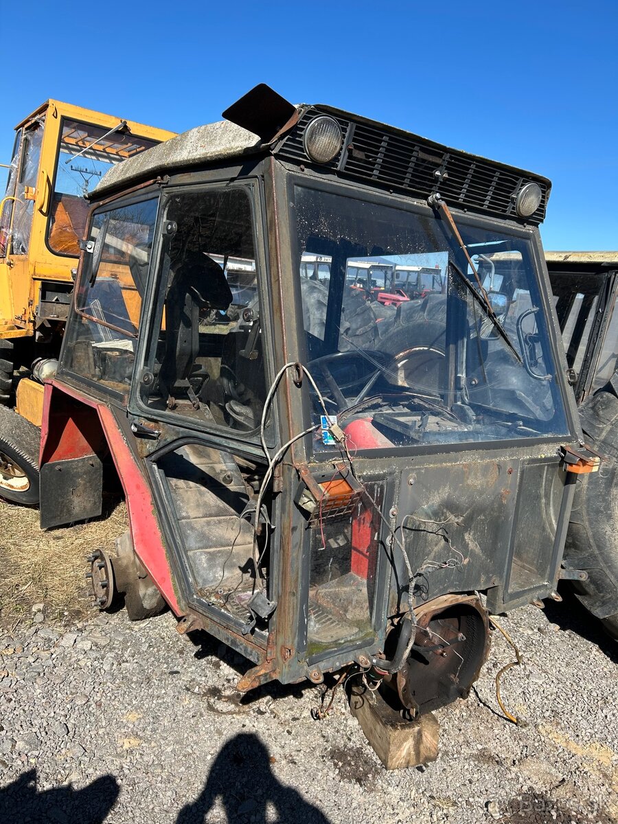 Kabína pedám rôzne kabíny na Zetor major - 9