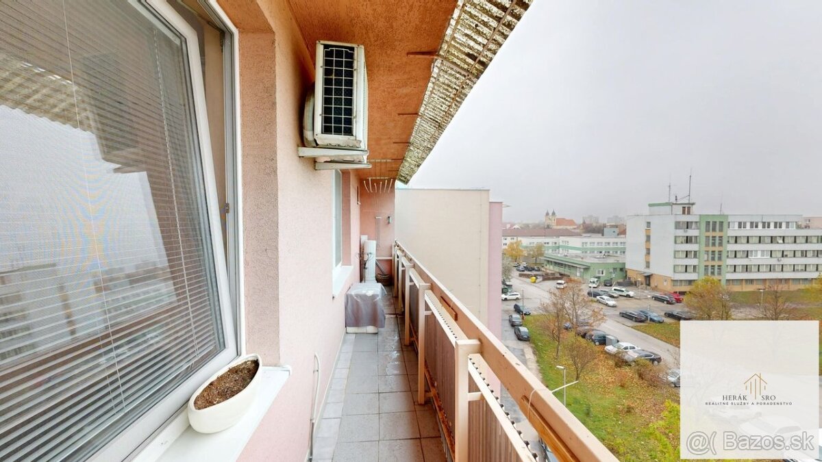 Revolučná štvrť- na predaj príjemný byt. - 9