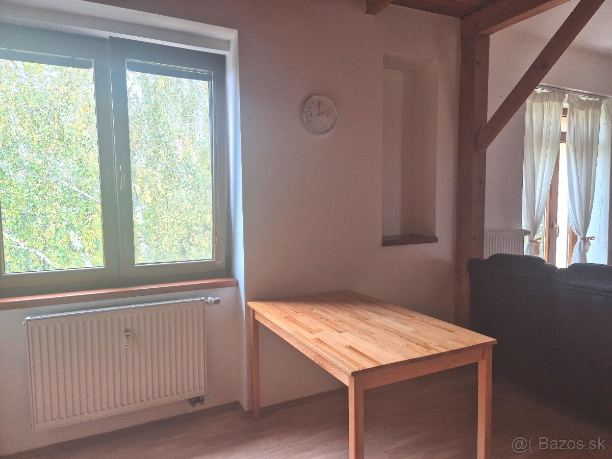 3 izbový byt do prenájmu v Nových Zámkoch. - 9