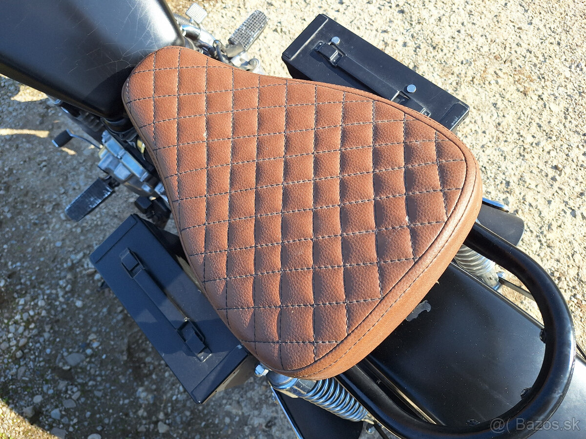 Kawasaki LTD 450 - 9