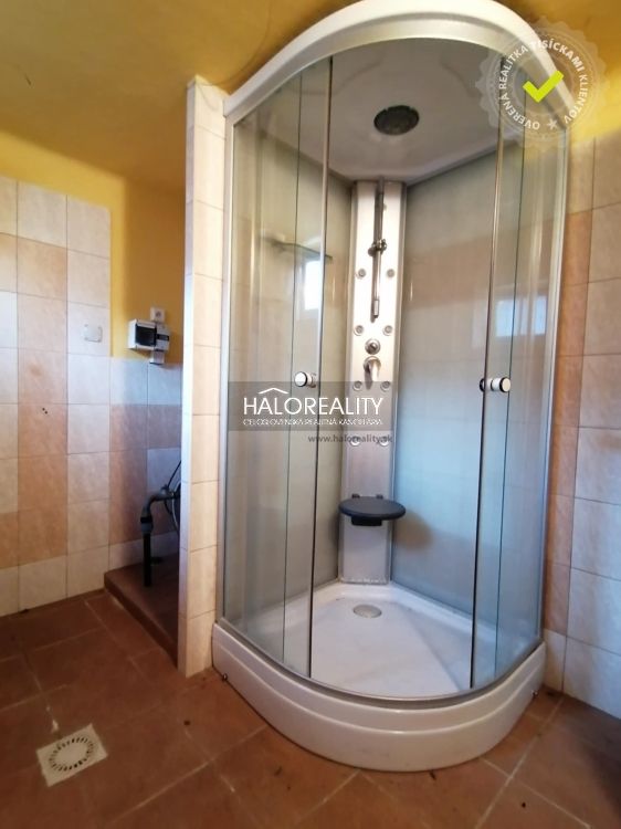 HALO reality - Predaj, rodinný dom Radzovce - ZNÍŽENÁ CENA - - 9