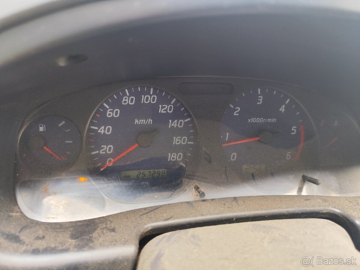 Nissan Navara D22 na diely - 9