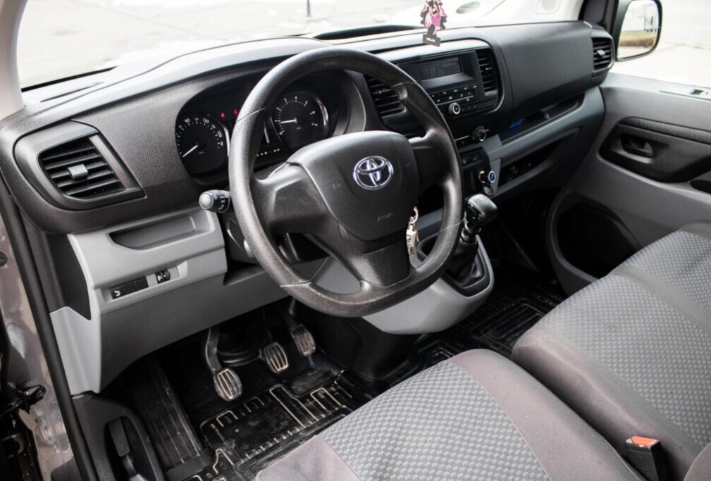 Toyota Proace 110kW (2019) - 9