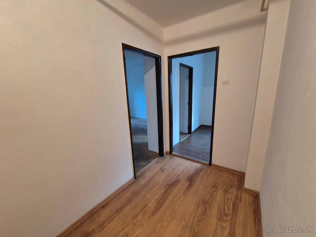 2-izbový byt - zeleň, juh-východ - 9