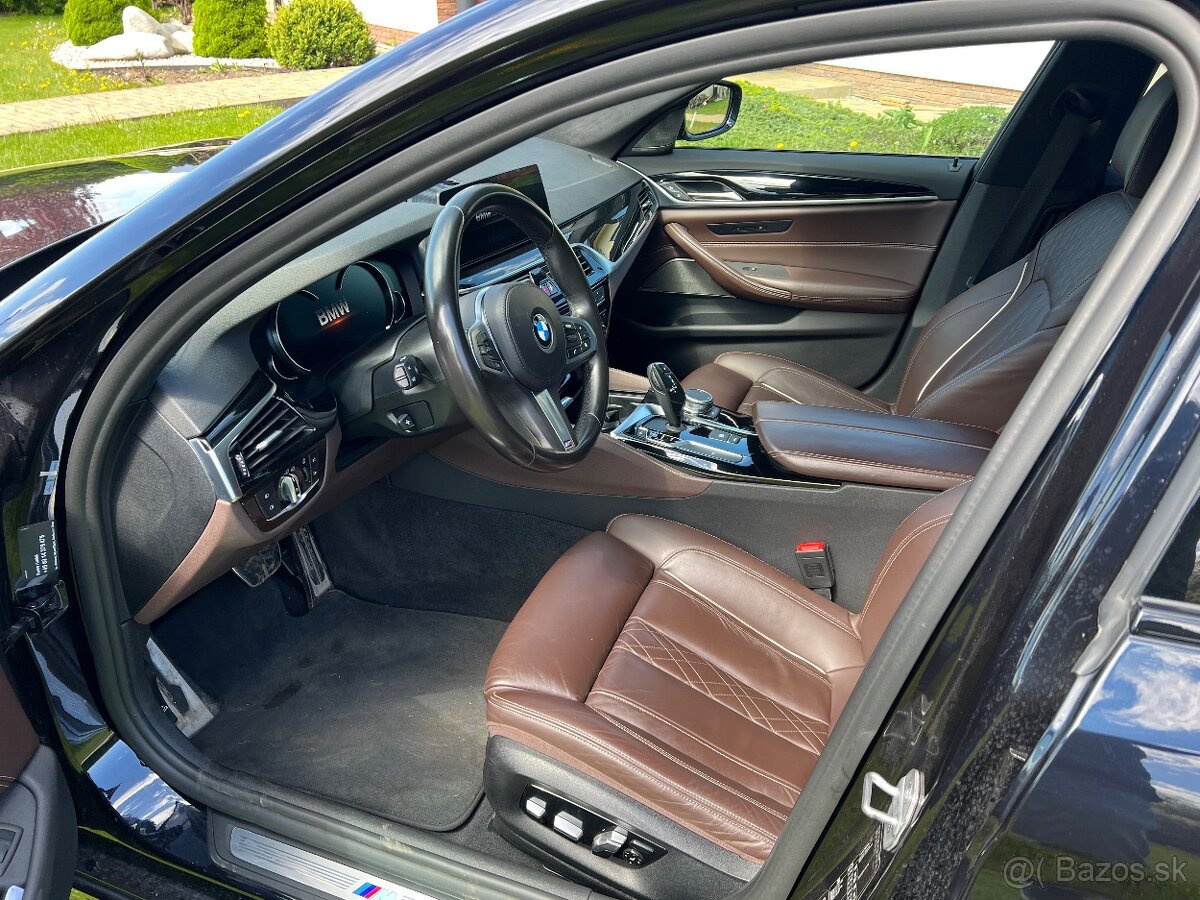 BMW 540i xdrive - 9