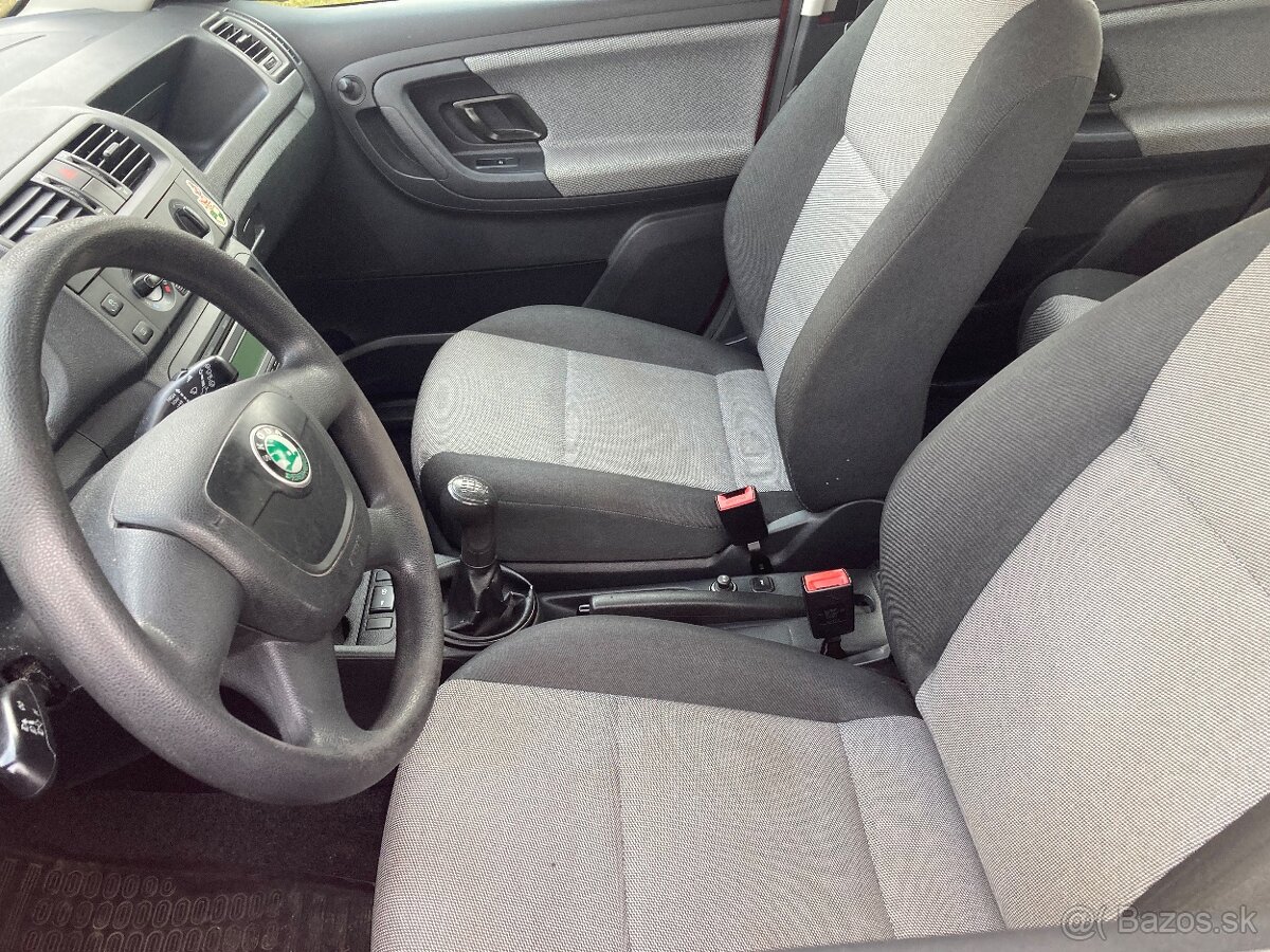 SKODA FABIA 1.6 TDI 66 KW NAJ.178000 KM MÓD ROK 2011 - 9