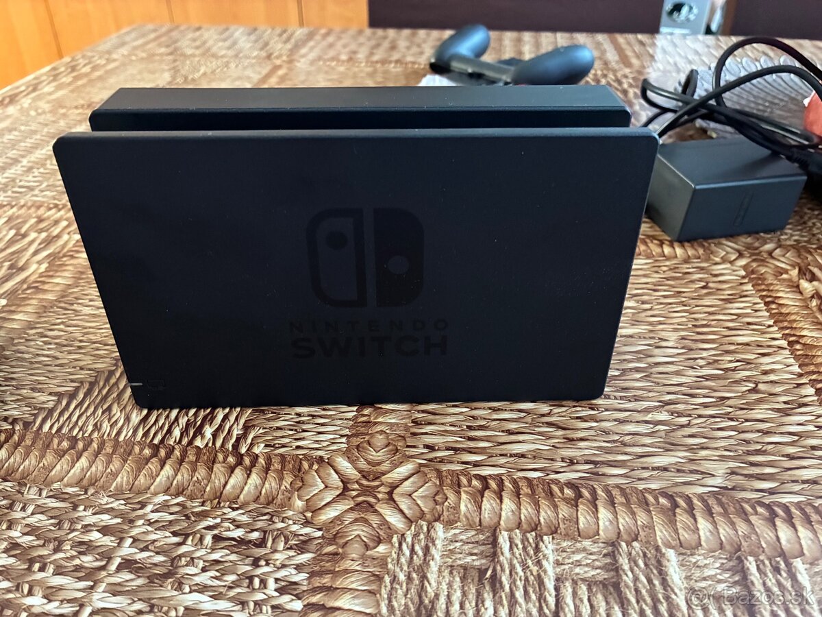 Nintendo Switch –kompletné balenie + Mario & Minecraft - 9