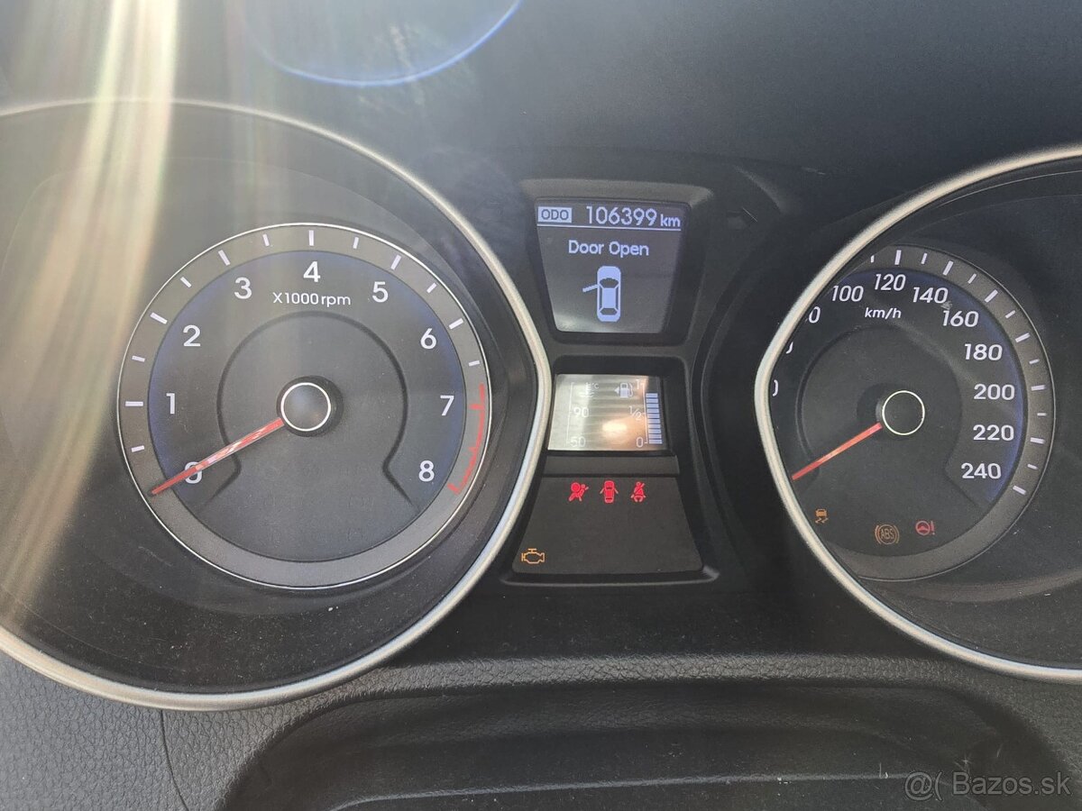 Hyundai i30 1.4i MPI DOHC CVVT Comfort, 12TKM MOTOR OK - 9