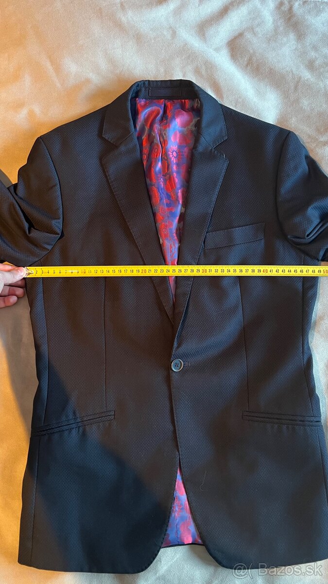 Tmavomodry oblek - 9