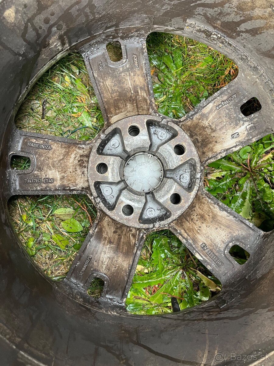 Zimne pneumatiky 215/55 R17. 98V XL - 9