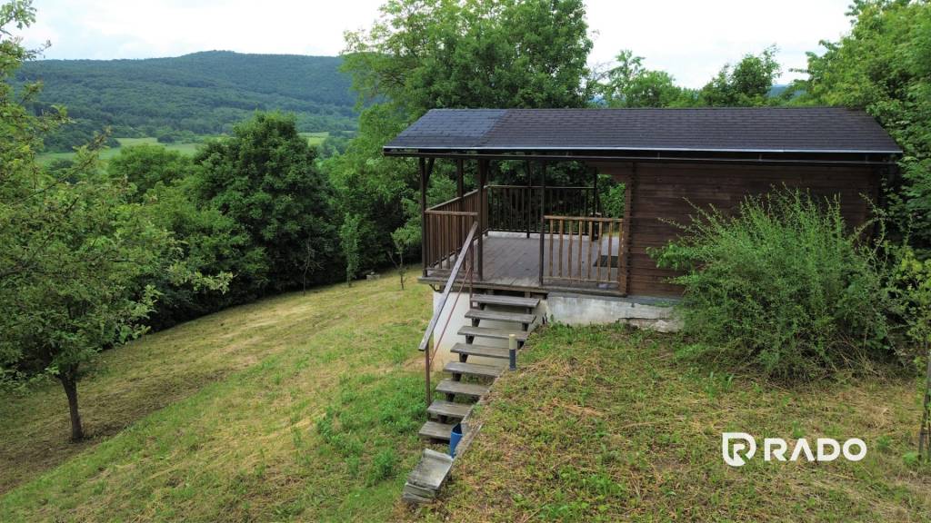 RADO | Slnečný stavebný pozemok v Trenčianskych Tepliciach - - 9