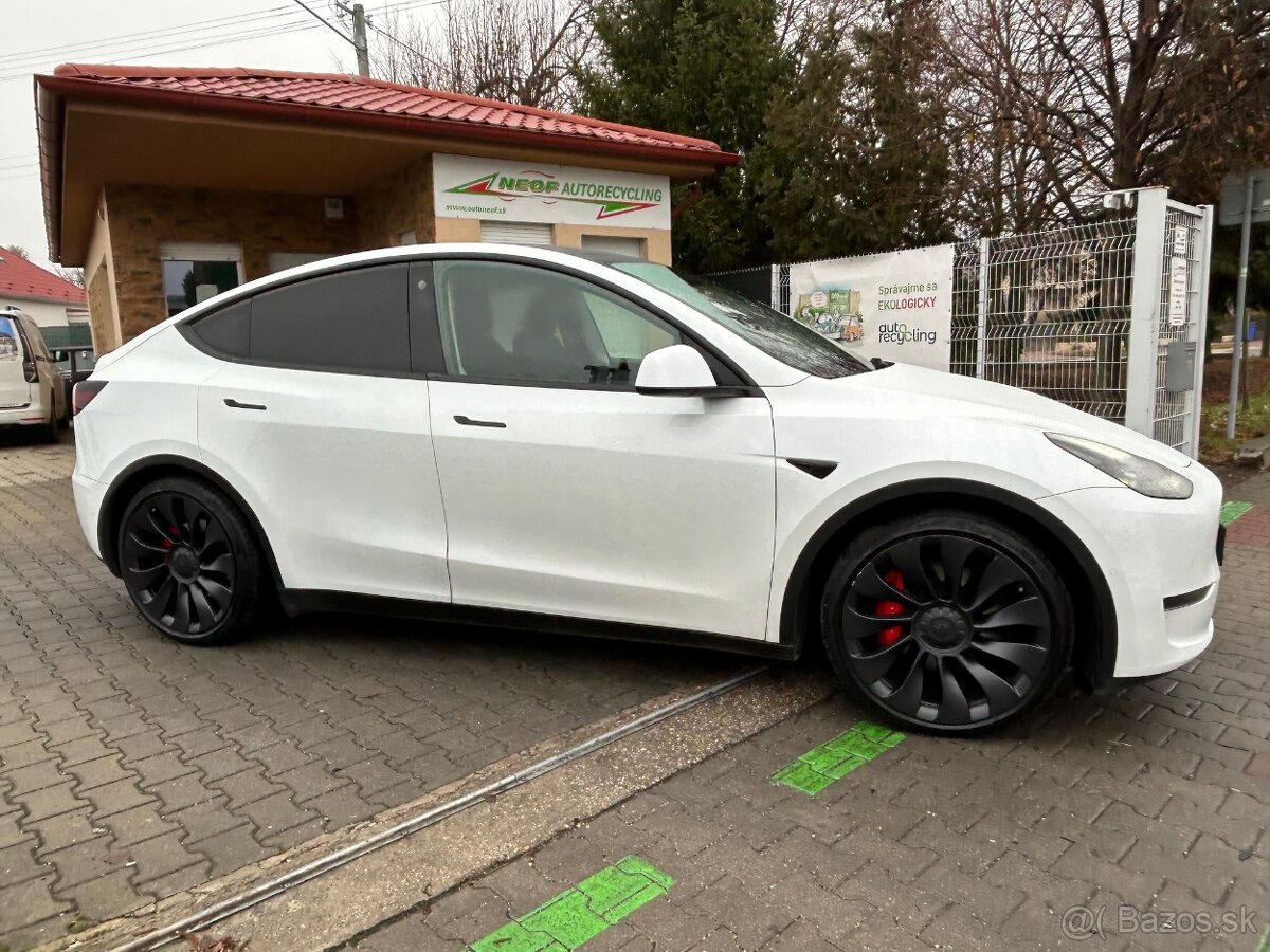 Tesla Model Y 75kWh PERFORMANCE Long Range Dual Motor 535PS - 9