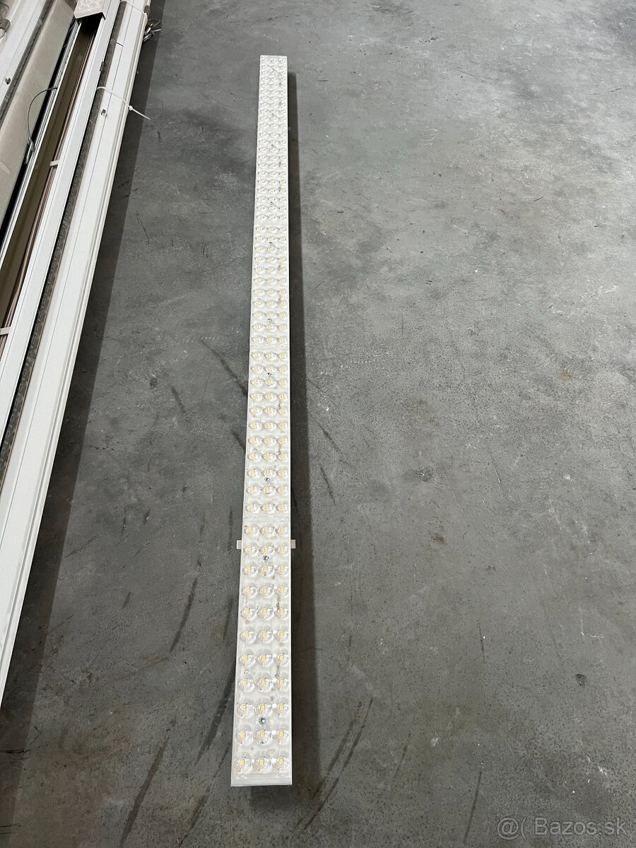 LED svietidlá TRILUX - 9