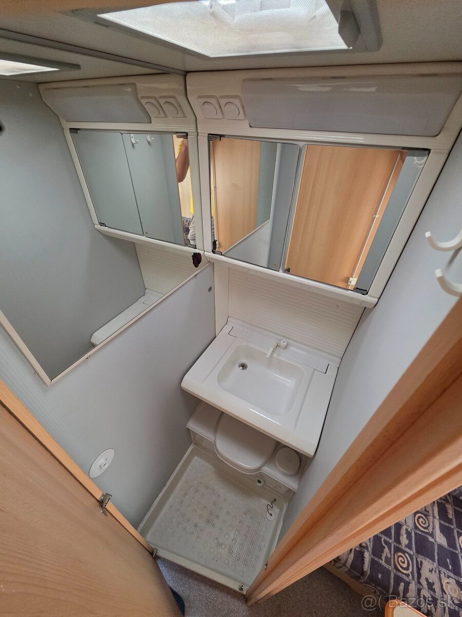 Knaus Eifelland 395 - 2001, predstan spolu so strieskou - 9