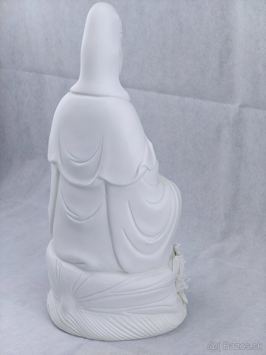 Buddha Guan yin čínskej bódhisattvy súcitu a milosrdenstva - 9