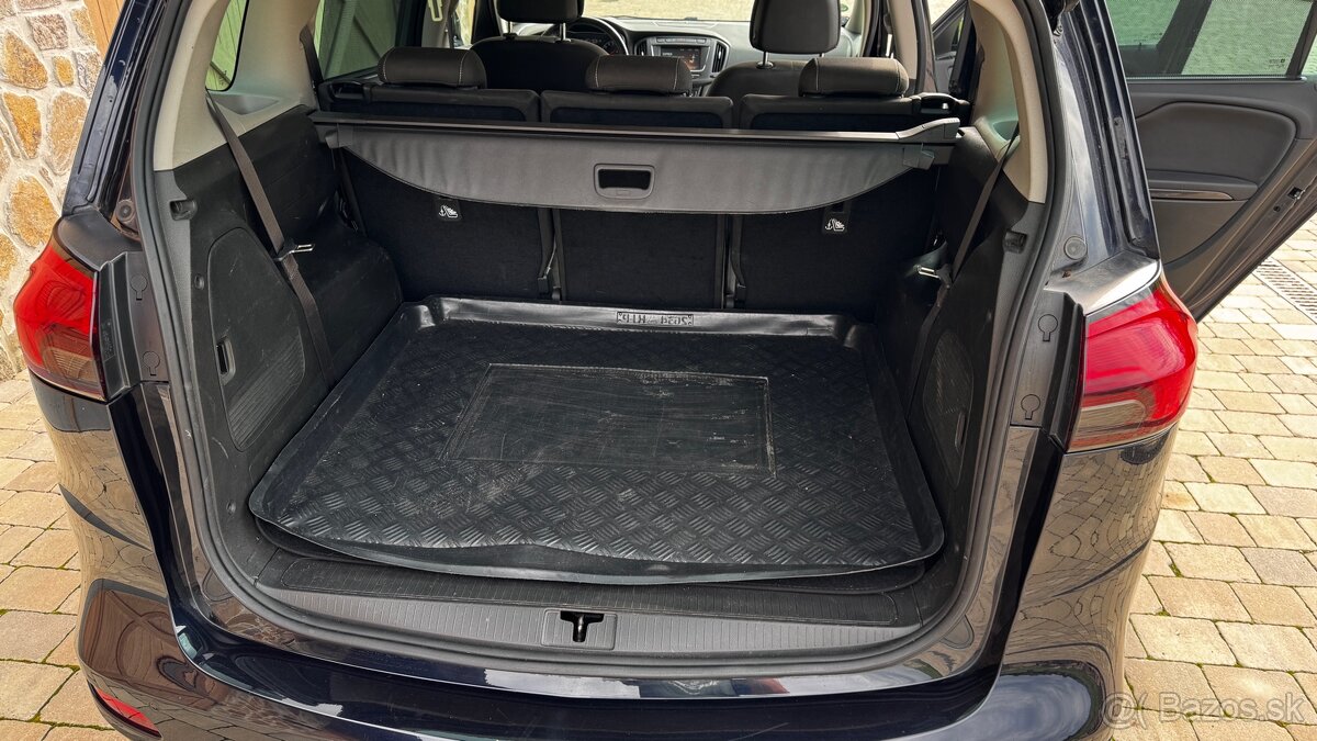 Opel Zafira 2,0 CDI 125kw 6/AT 7miest - 9