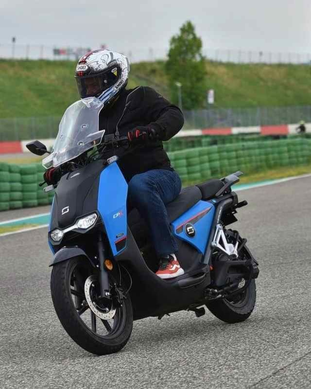 VMOTO CPX PRO dual battery - elektro - 9