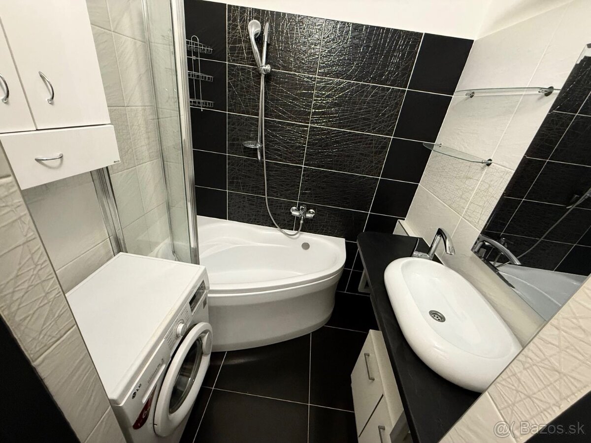 PRENÁJOM: MODERNE ZREKONŠTRUOVANÝ 2-IZBOVÝ BYT NA ROZKVETE - 9