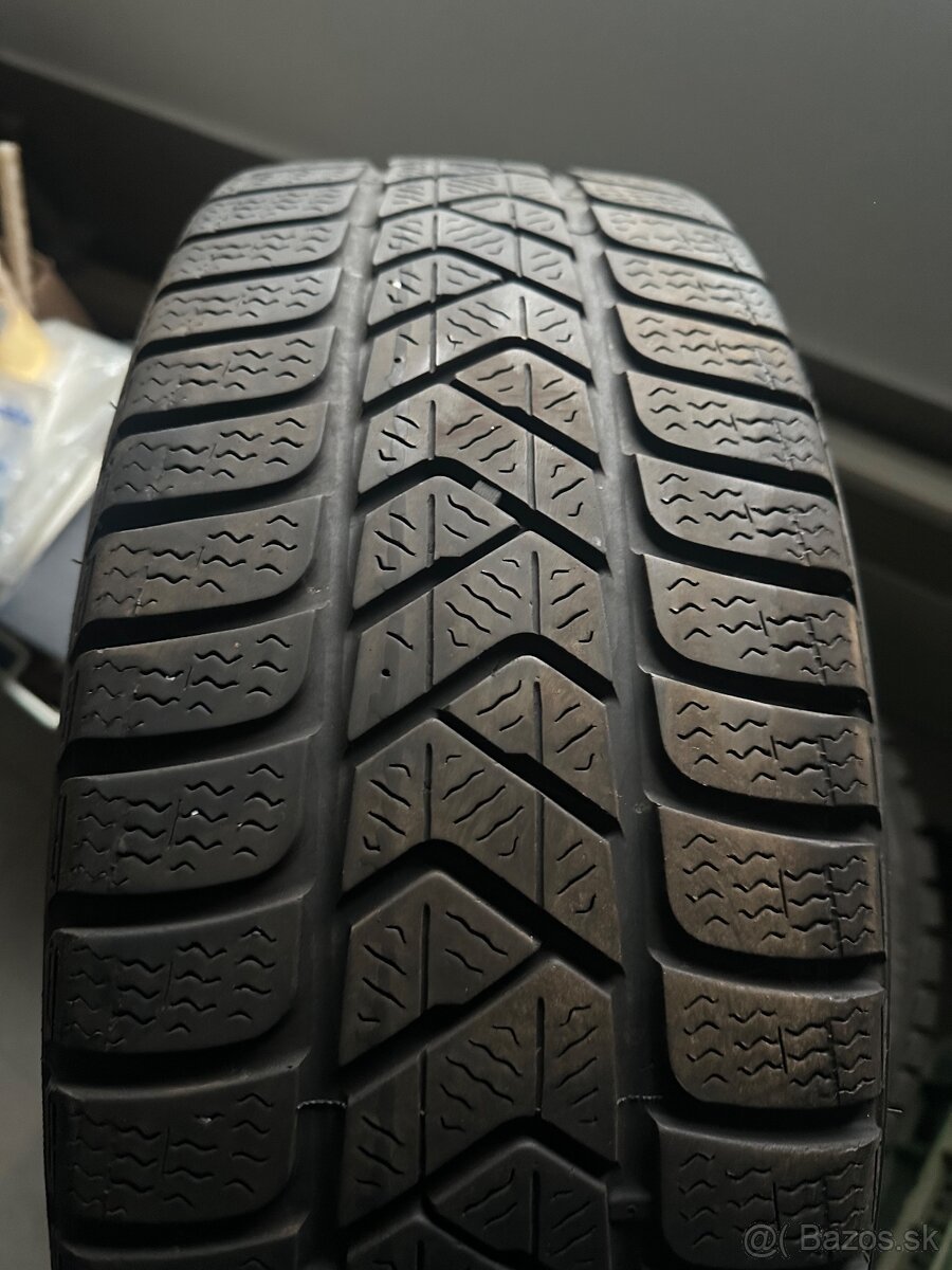 Zimné Pirelli sottozero 205/40 r18 - 9