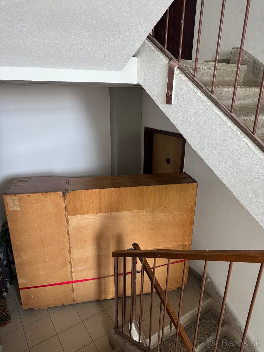 PROFESIONÁLNE SŤAHOVANIE VYPRATÁVANIE PREPRAVA MONTÁŽ KE/KS - 9