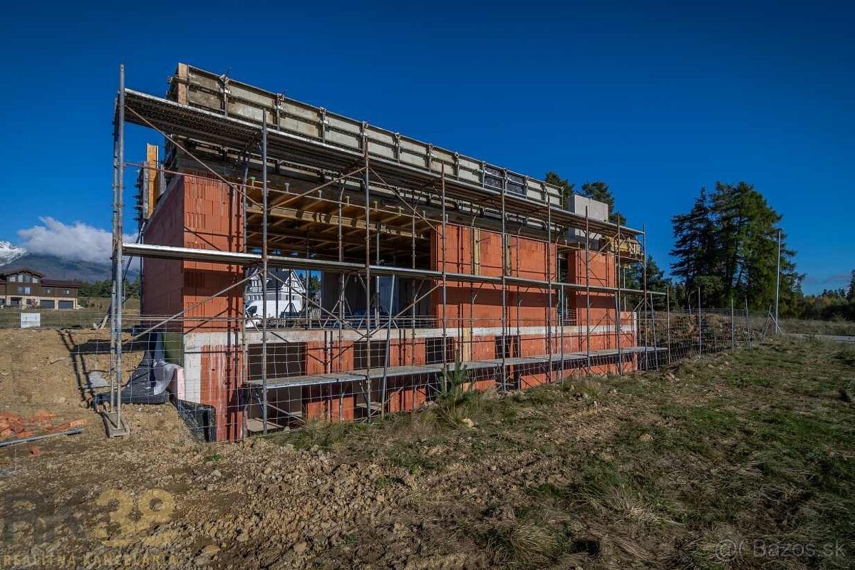 Moderný rodinný dom v podhorí Vysokých Tatier - 9