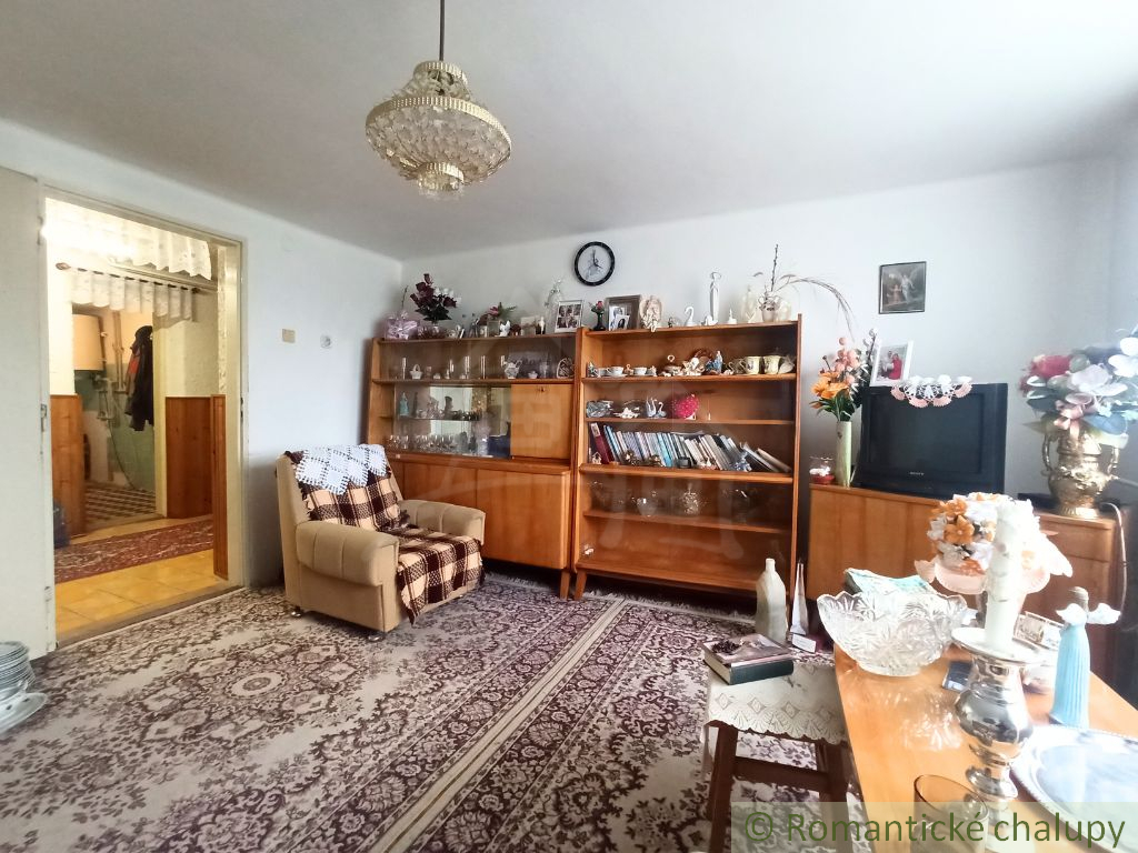 Rodinný dom na predaj v tichej lokalite pri Vranove n. T.- - 9