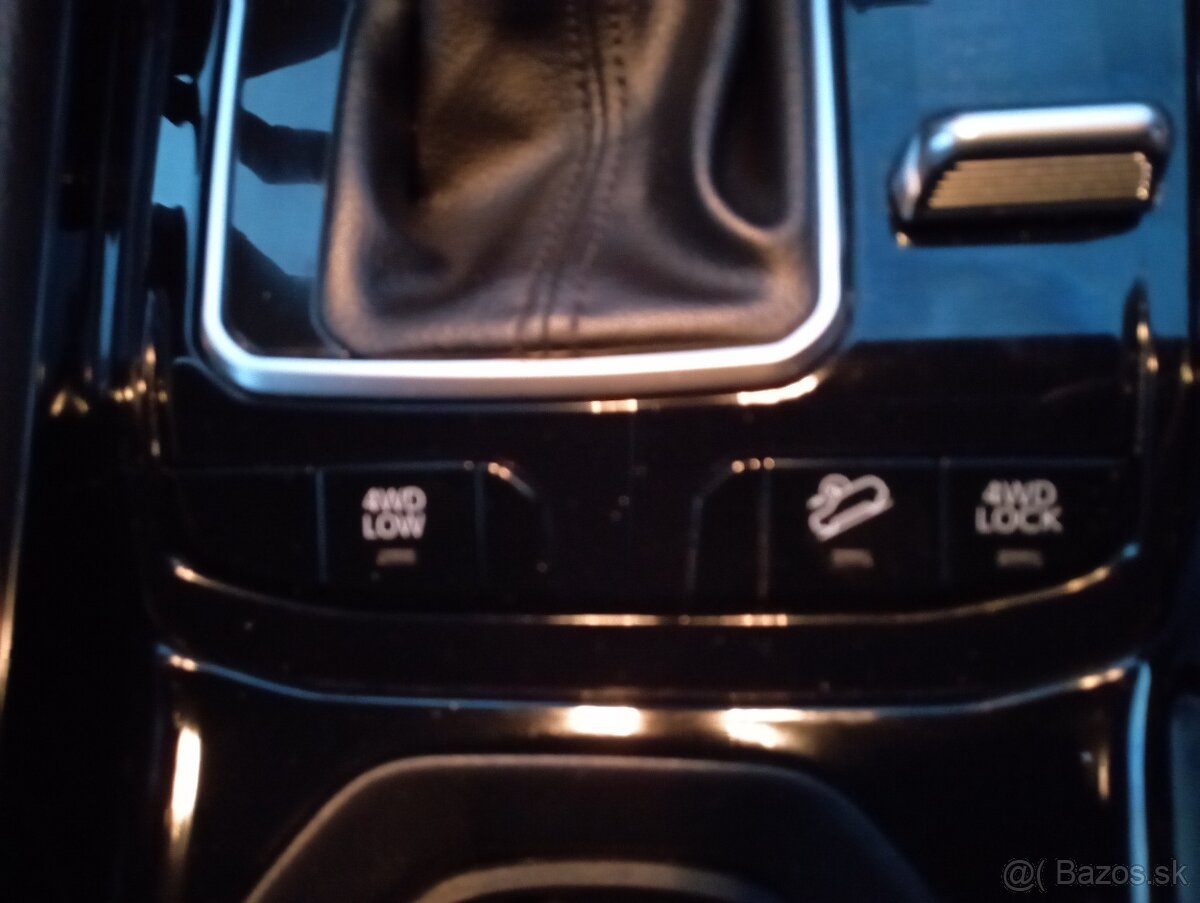 Jeep Compass Plug-in-hybrid 97.200km, r.v.2022 - 9