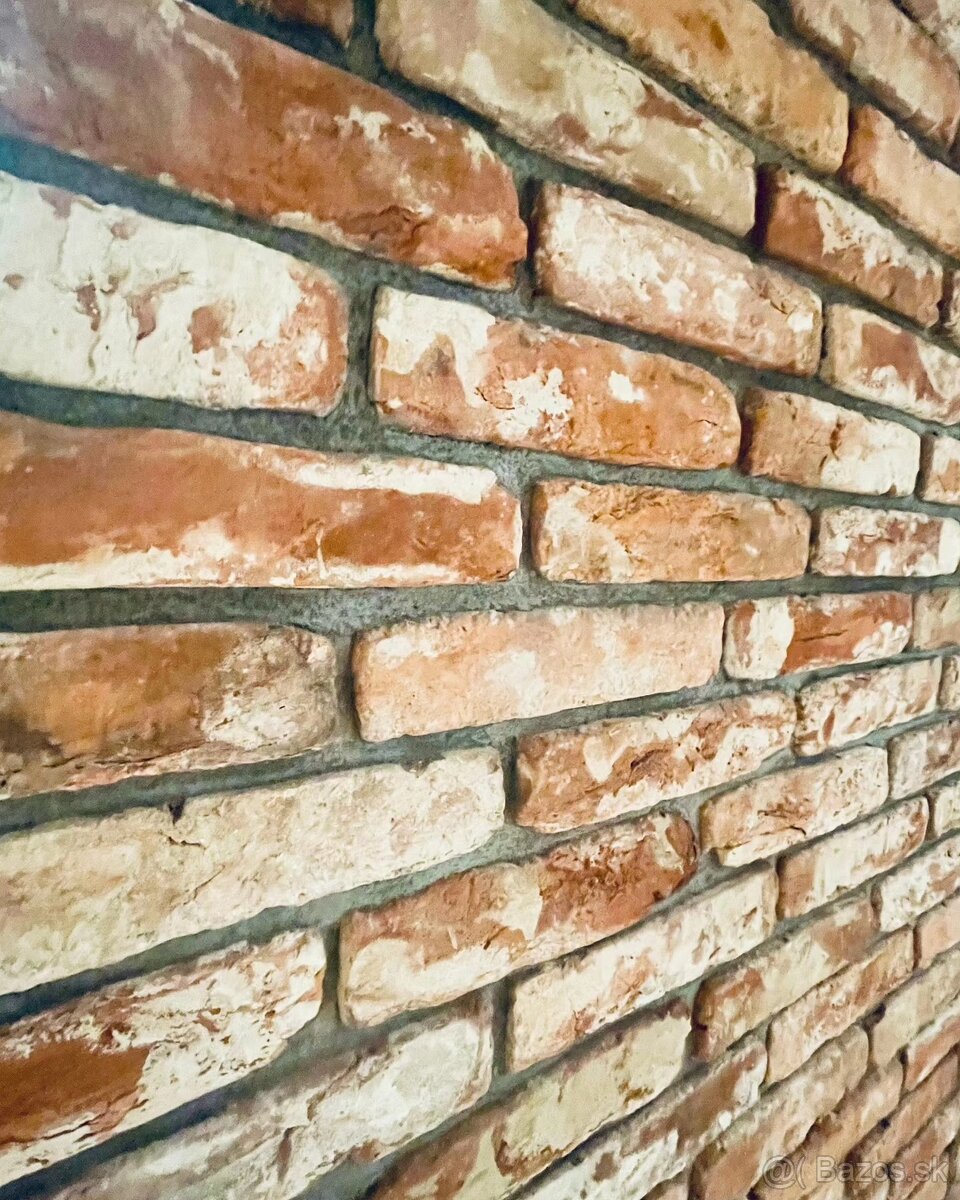 Ručne rezaný rustikálny tehlový obklad - krajný rez - 9