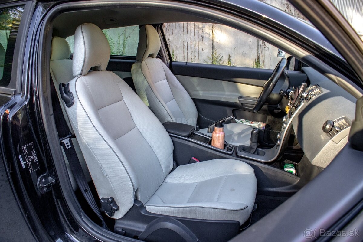 Volvo C30 1.6D 2010 - 9