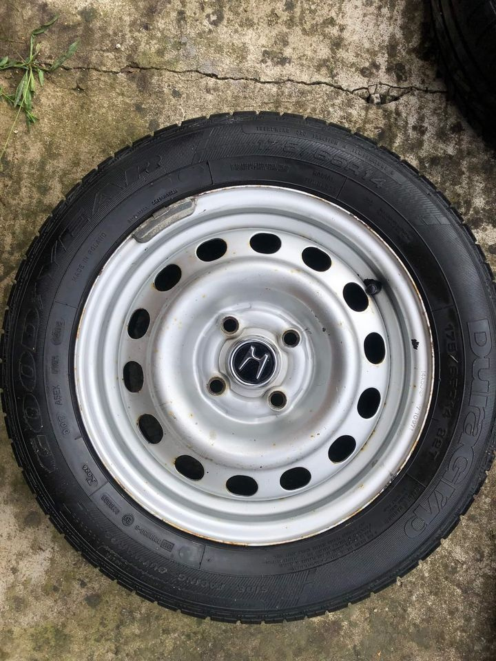 Predam plechové disky na Honda Civic - 9