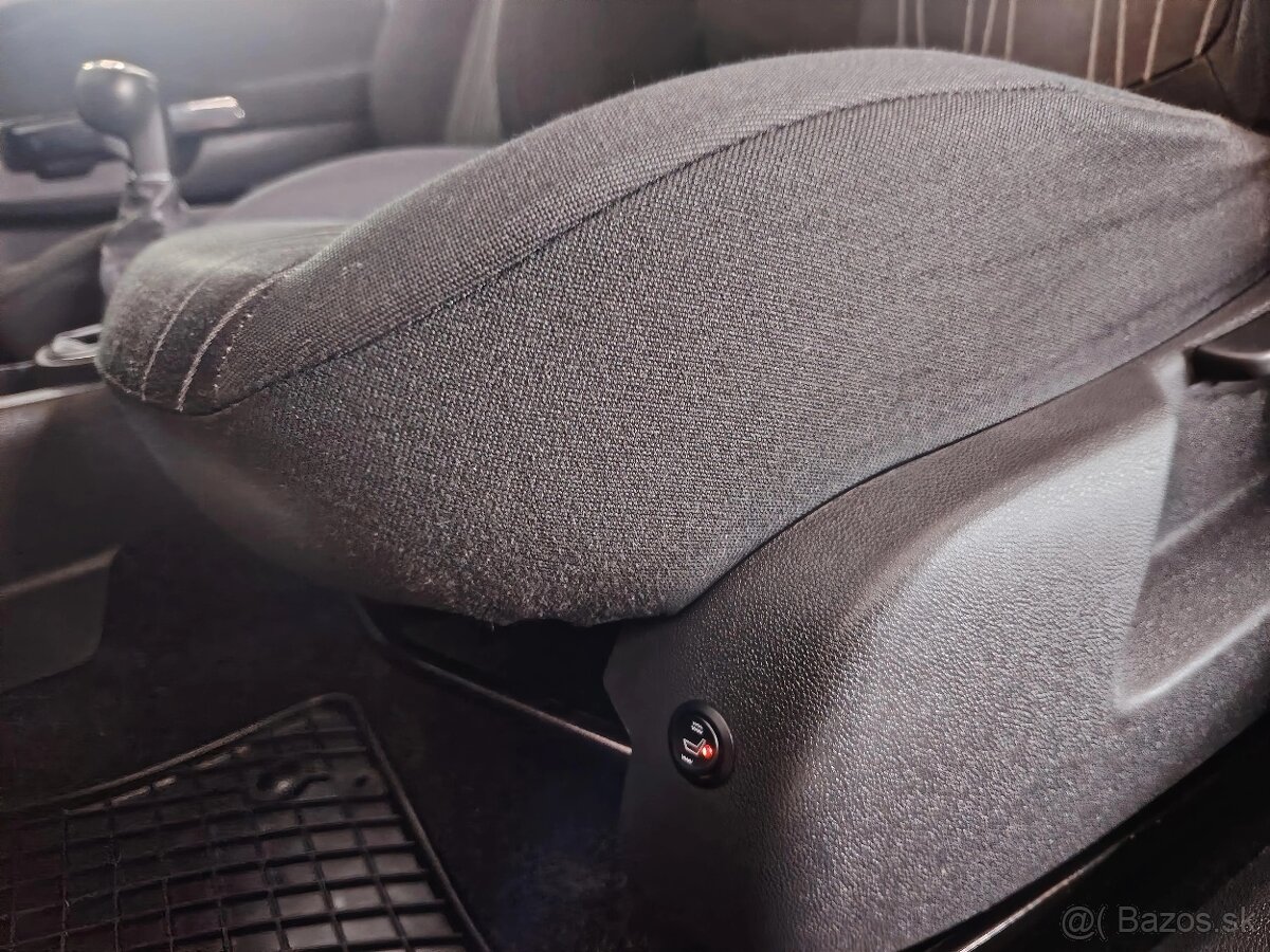 Opel Corsa D 2010 - 9