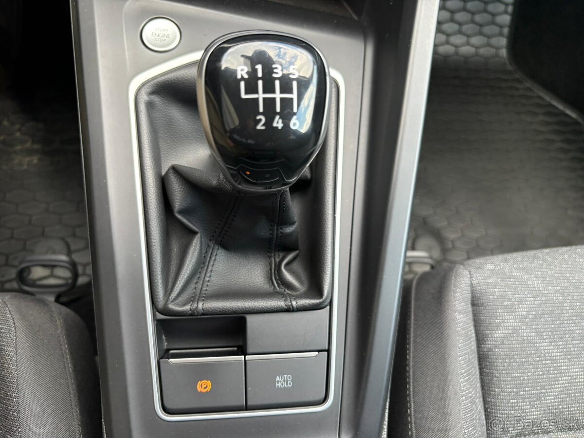 Volkswagen Golf 2.0 TDI - 9