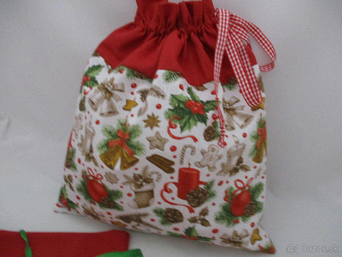 Vianočná obliečka a vrecko v rovnakom dekore - 9