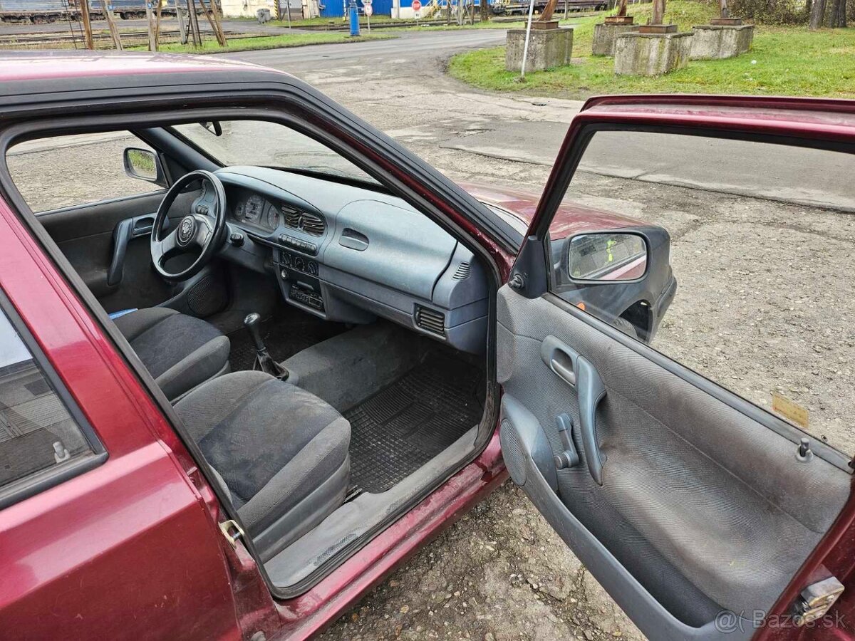 Škoda felicia 1,3, r.v.:1997, 50kw - 9