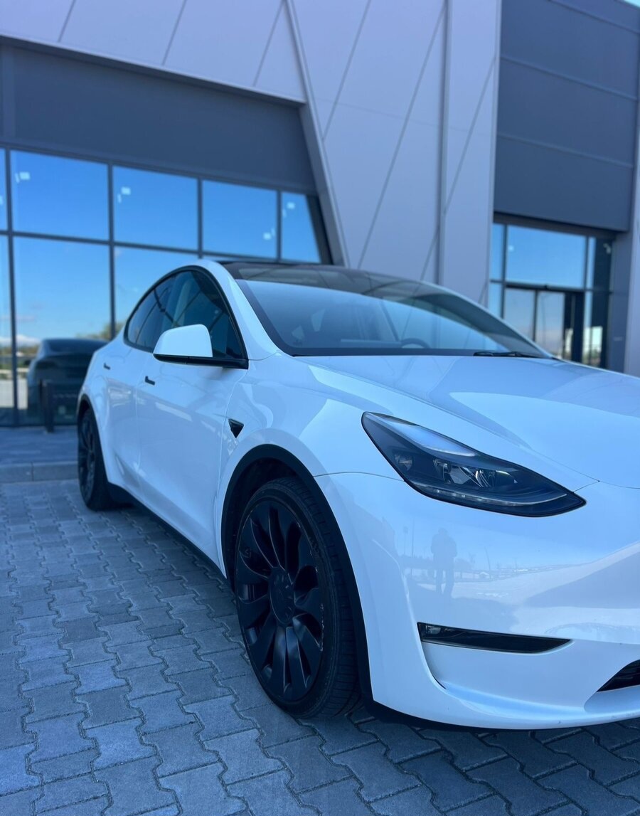 Model Y Performance 2023 ✅ - 9