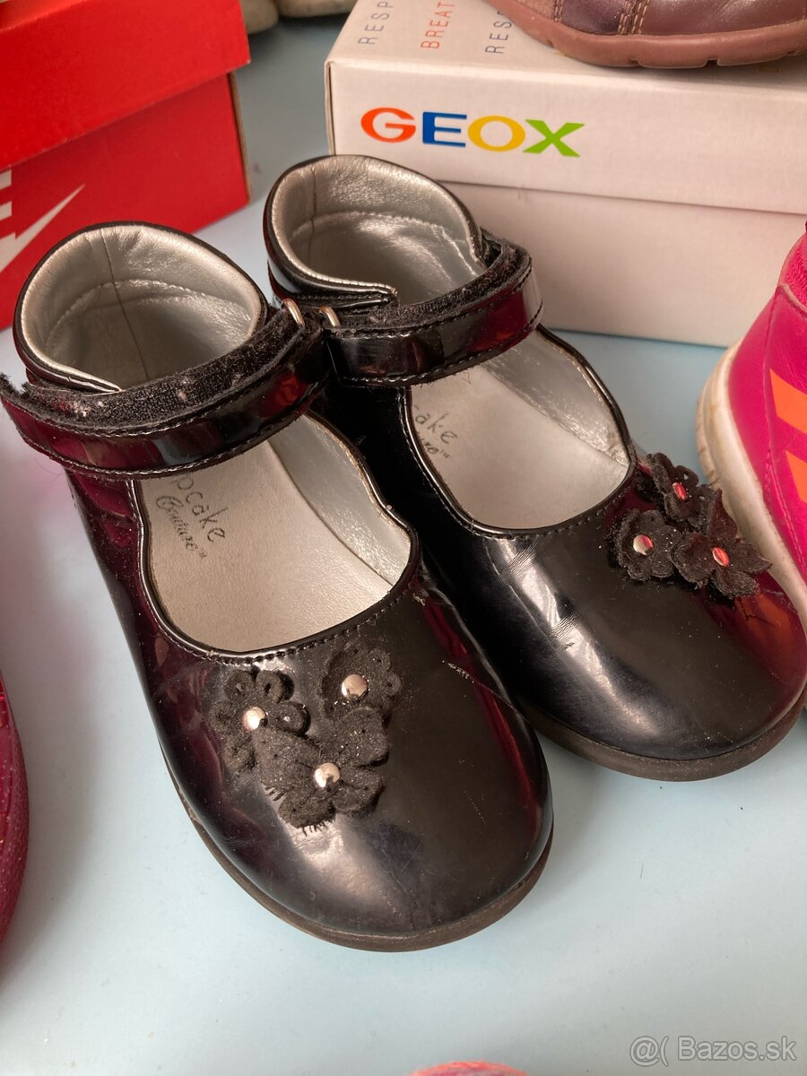 Dievčenské topánky č. 25 - 9