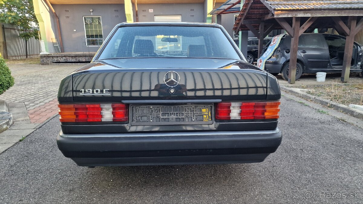 Mercedes Benz W 201 190 E - 9