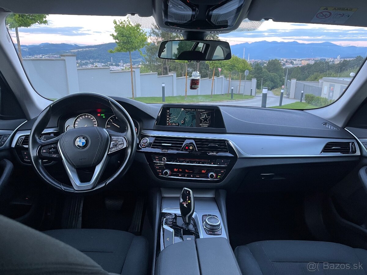 2019 BMW 520d - 9