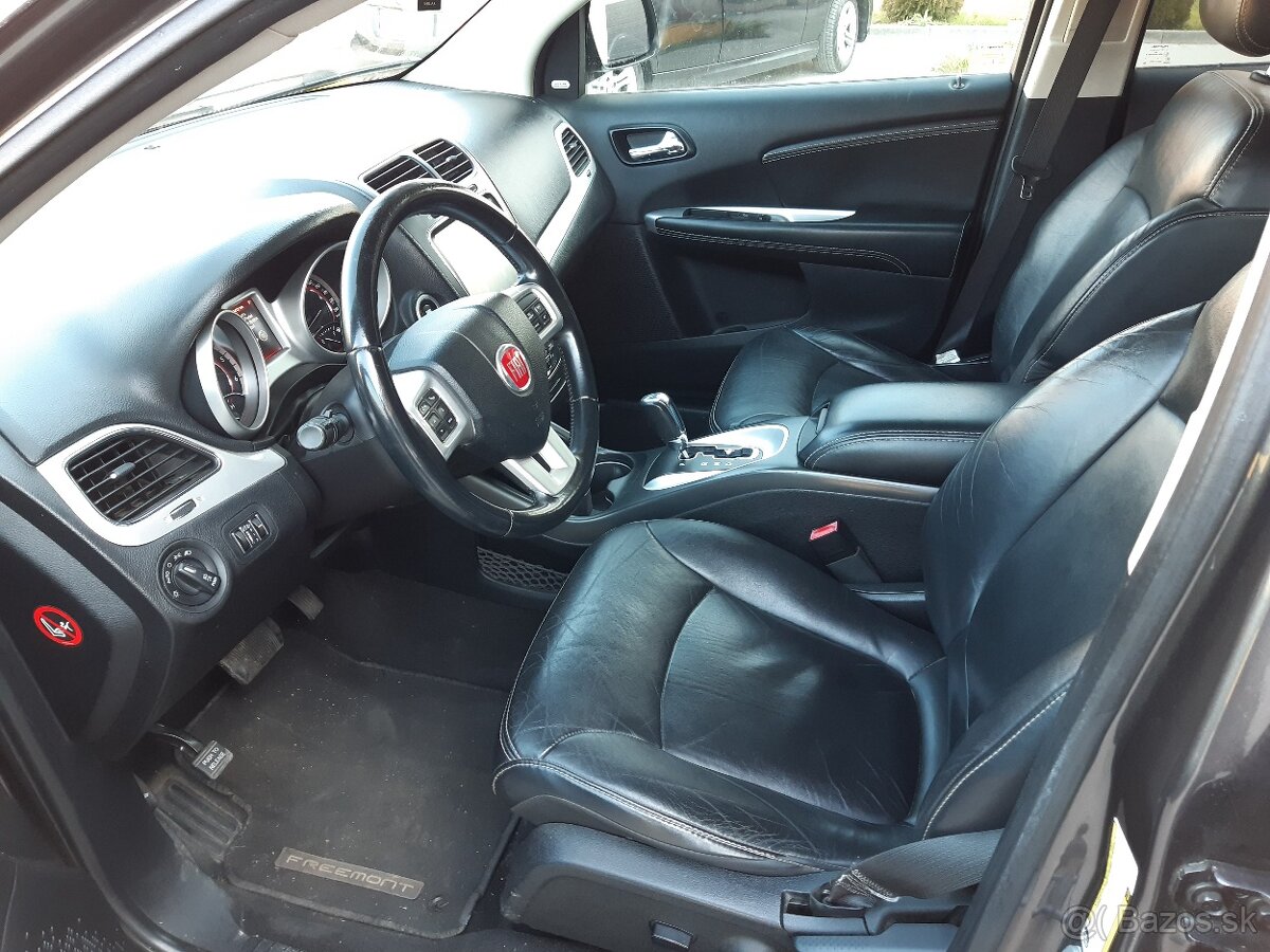 Fiat Freemont 2.0 16V MultiJet 4x4 A/T 7miest - 9